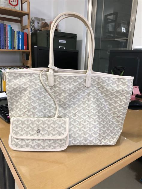 white lotus goyard bag